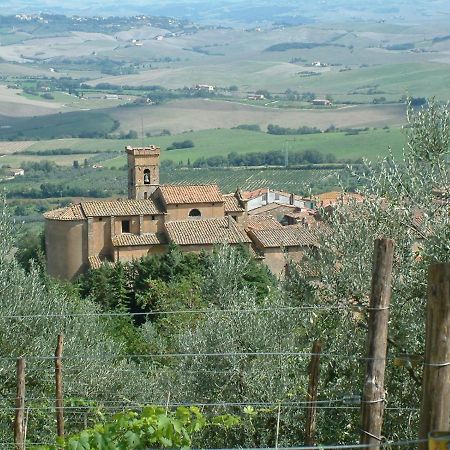 Casa Della Nonna Villa Chianni Luaran gambar