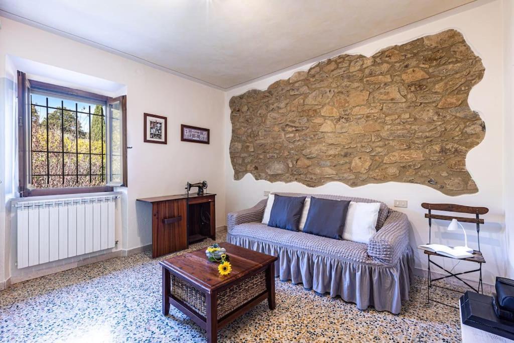 Casa Della Nonna Villa Chianni Luaran gambar