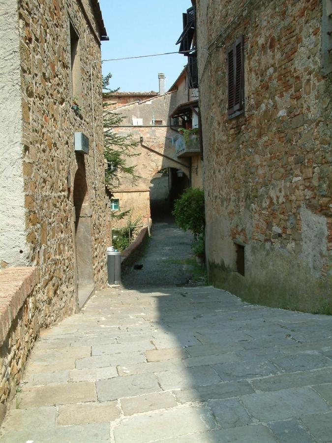 Casa Della Nonna Villa Chianni Luaran gambar