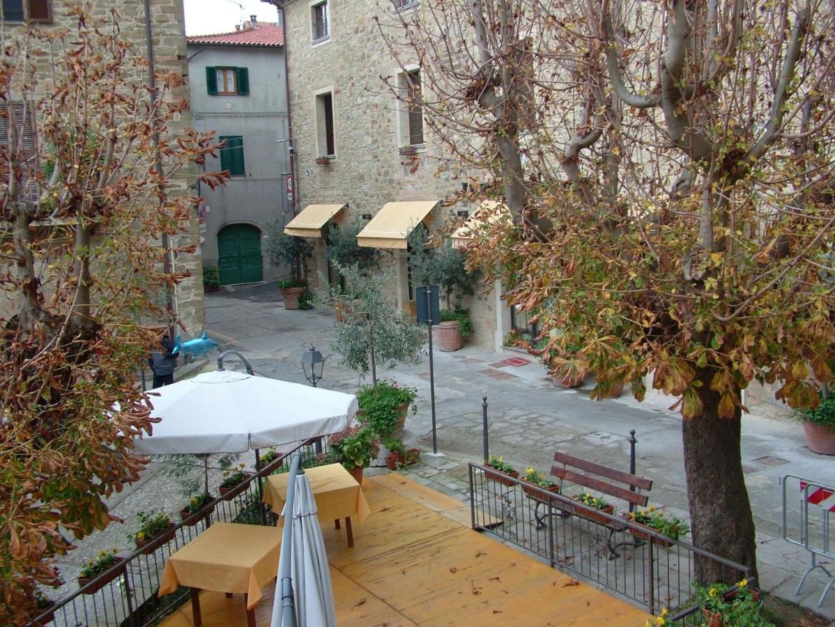 Casa Della Nonna Villa Chianni Luaran gambar