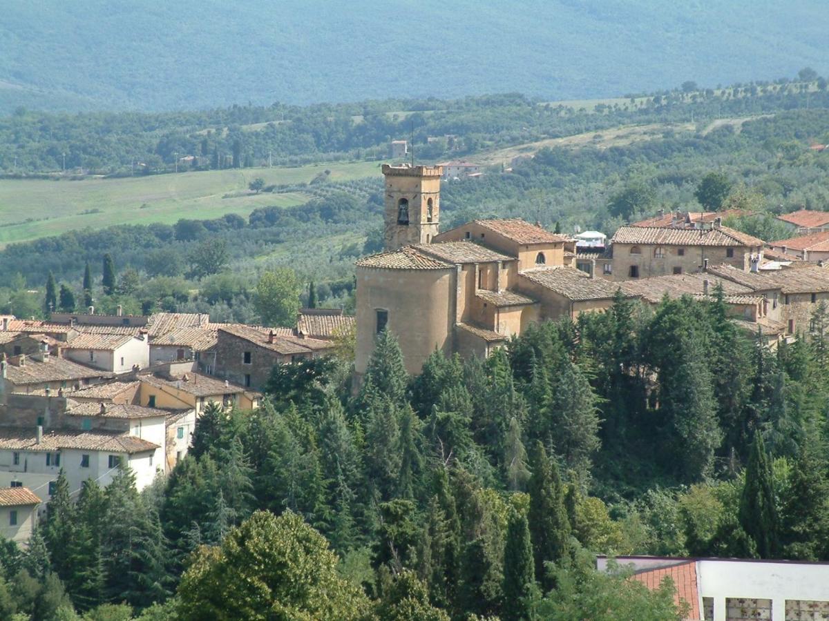 Casa Della Nonna Villa Chianni Luaran gambar